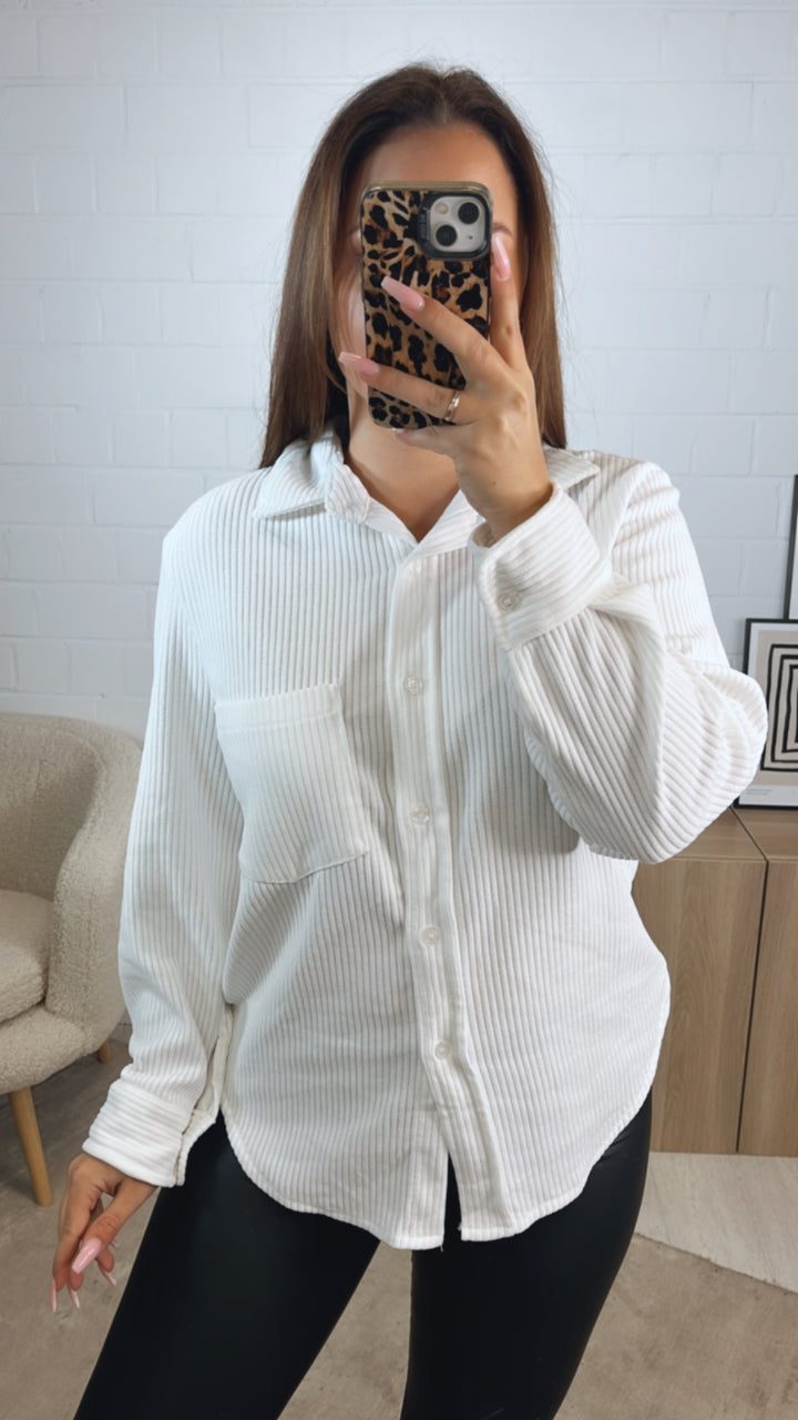 Bluse im Cord Look mit Brusttasche / weiss Art. 12710