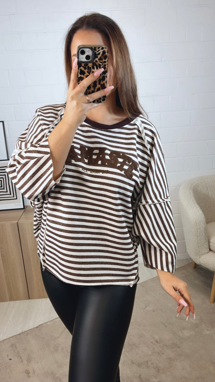 ultra oversize, gestreifter " Namaste " Pullover / weiss - schoko braun Art. 12713