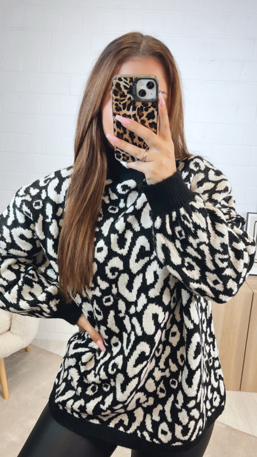 LEO Strick Pullover mit Stehkragen / schwarz - weiss Art. 12630