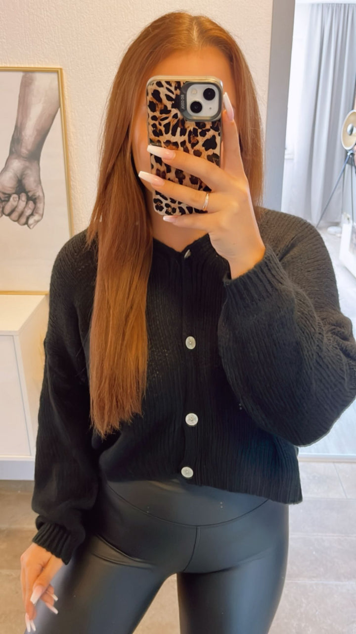 schlichter Strick Cardigan mit Perlmutt Knöpfen / schwarz Art. 12422