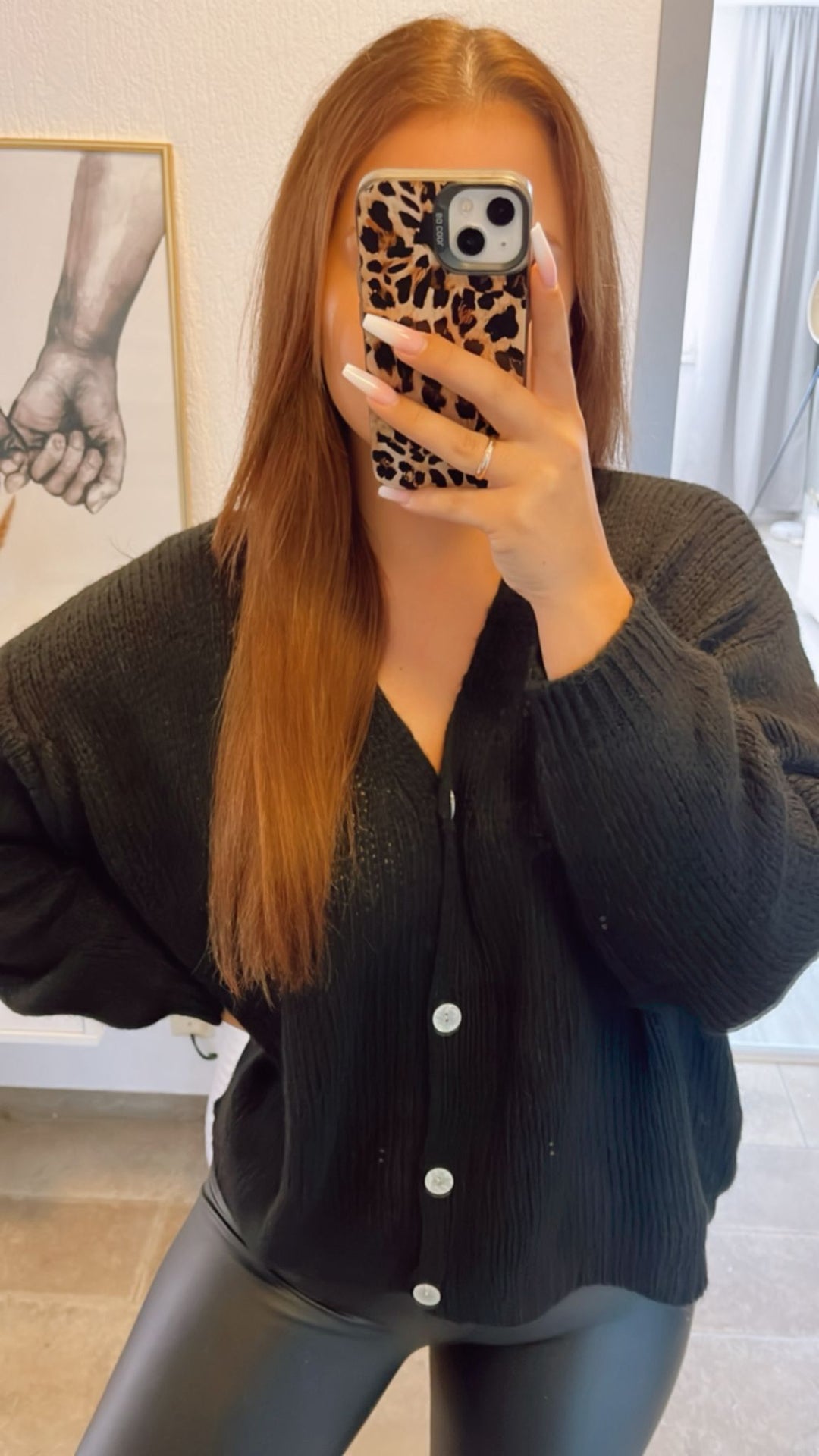 schlichter Strick Cardigan mit Perlmutt Knöpfen / schwarz Art. 12422