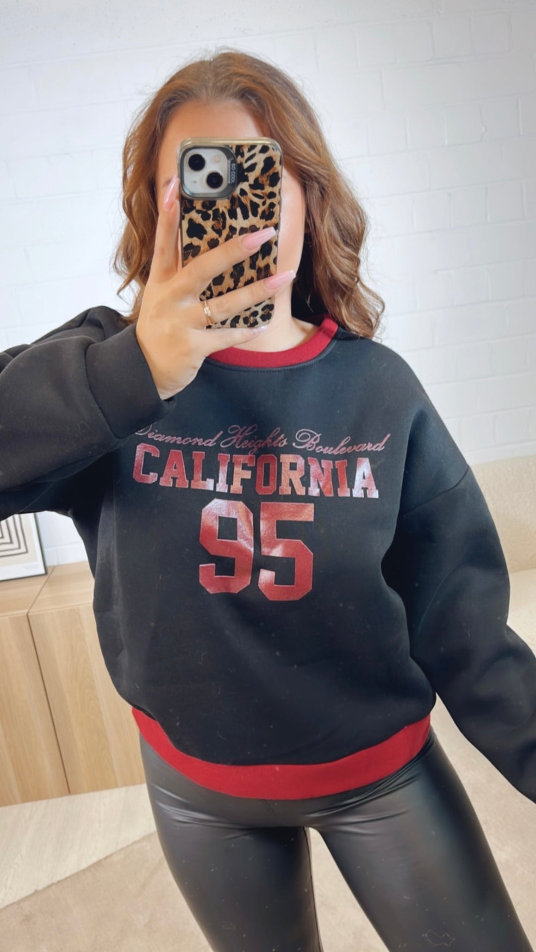 Pullover " California " / schwarz - rot Art. 12489