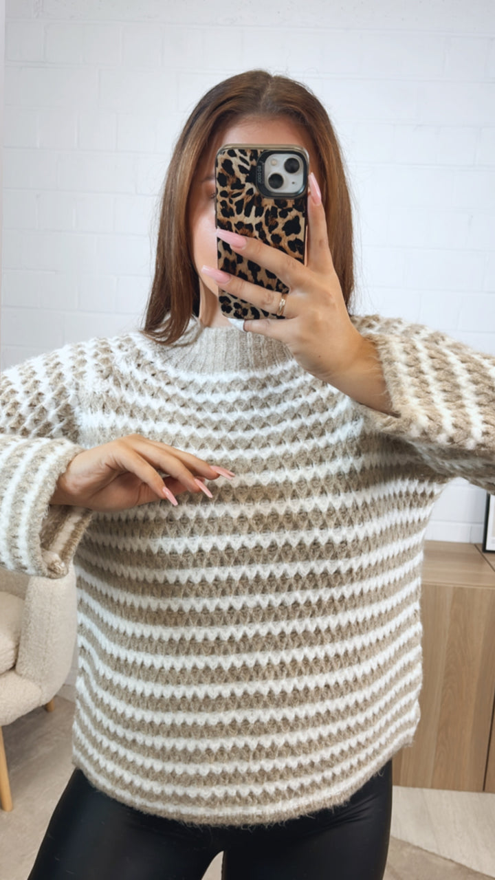 ausgefallener Strick Pullover mit Streifen / creme - beige Art. 12633