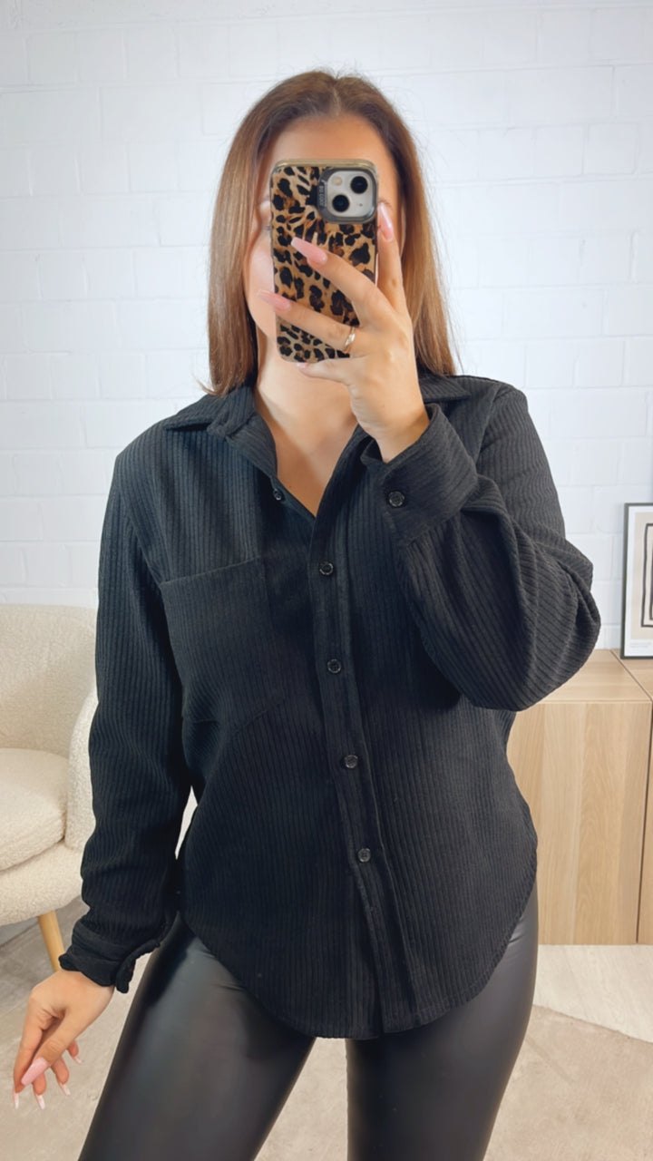 Bluse im Cord Look mit Brusttasche / schwarz Art. 12708