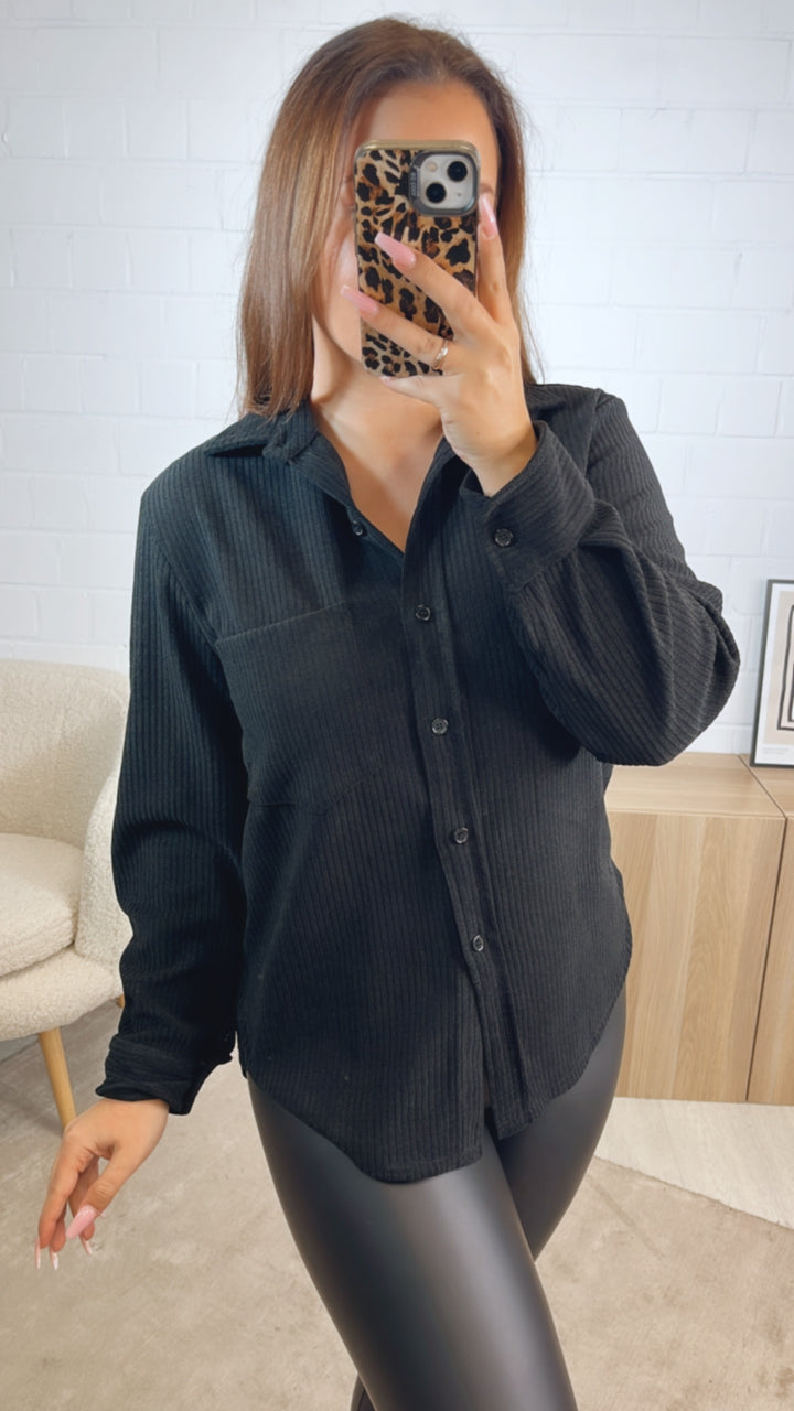 Bluse im Cord Look mit Brusttasche / schwarz Art. 12708