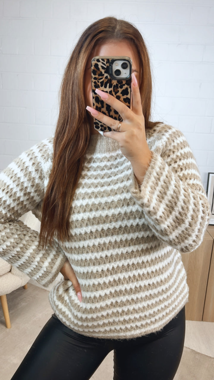 ausgefallener Strick Pullover mit Streifen / creme - beige Art. 12633