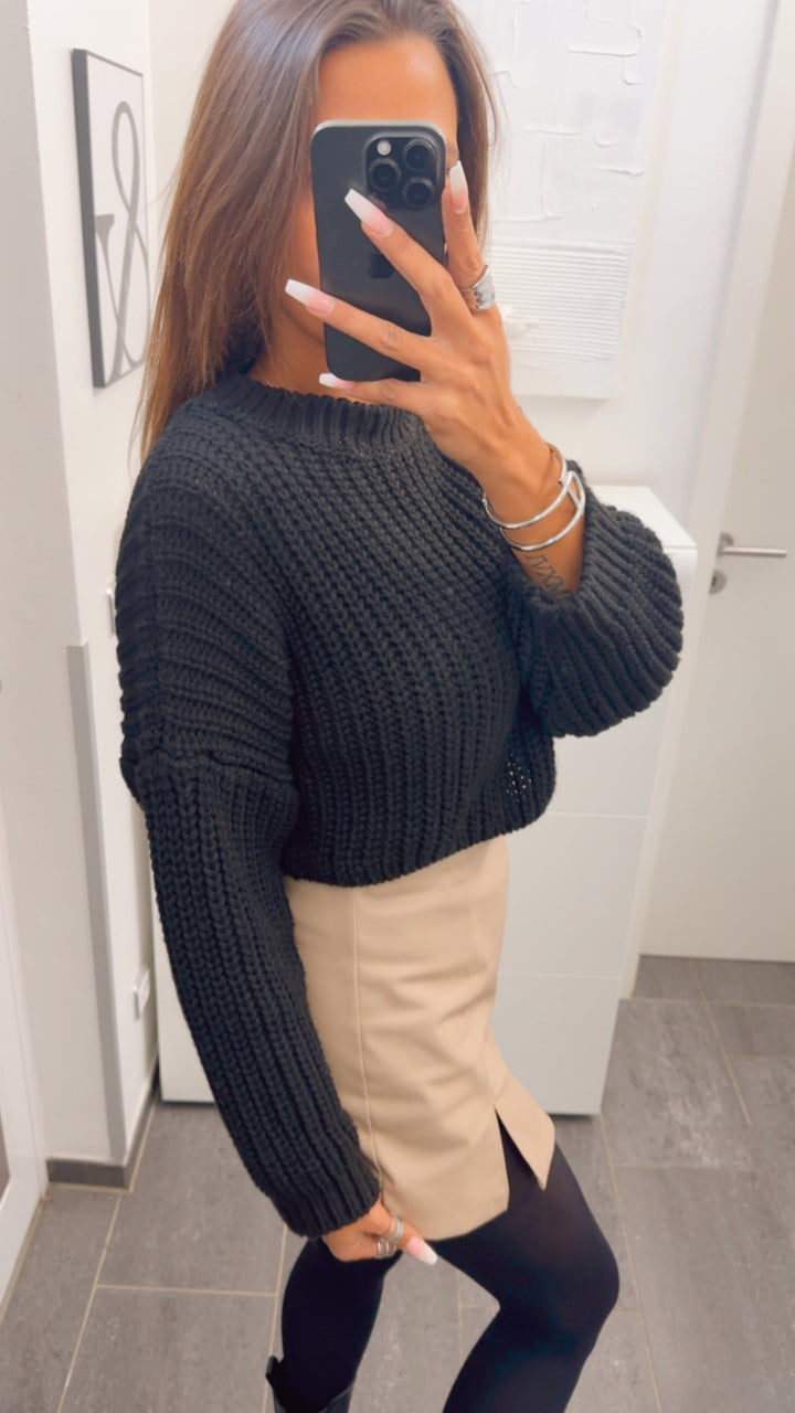 grob gestrickter Crop Pullover / schwarz Art. 12680