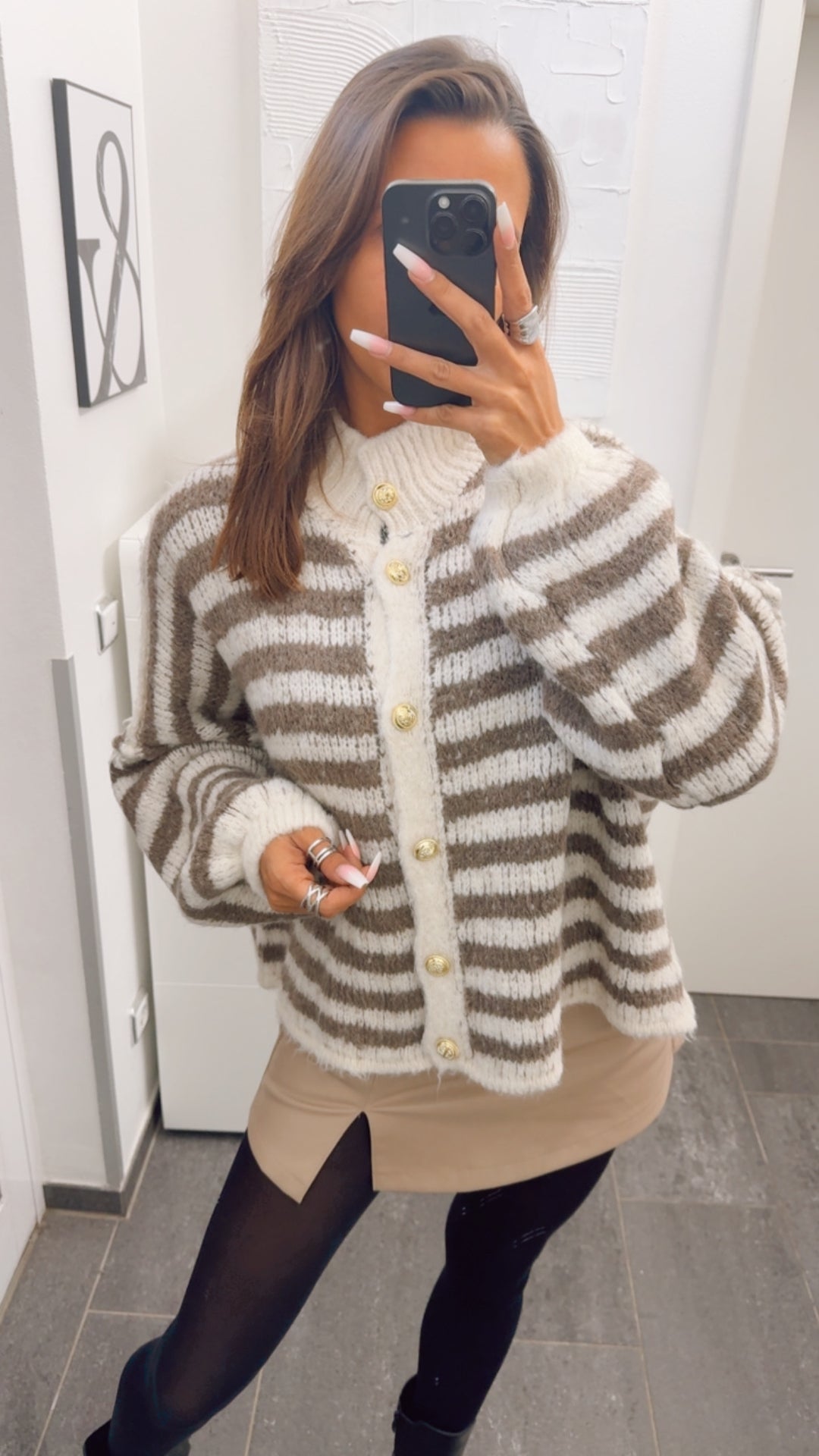 STREIFEN Kuschel Cardigan mit goldenen Knöpfen / wollweiss - braun meliert Art. 12660