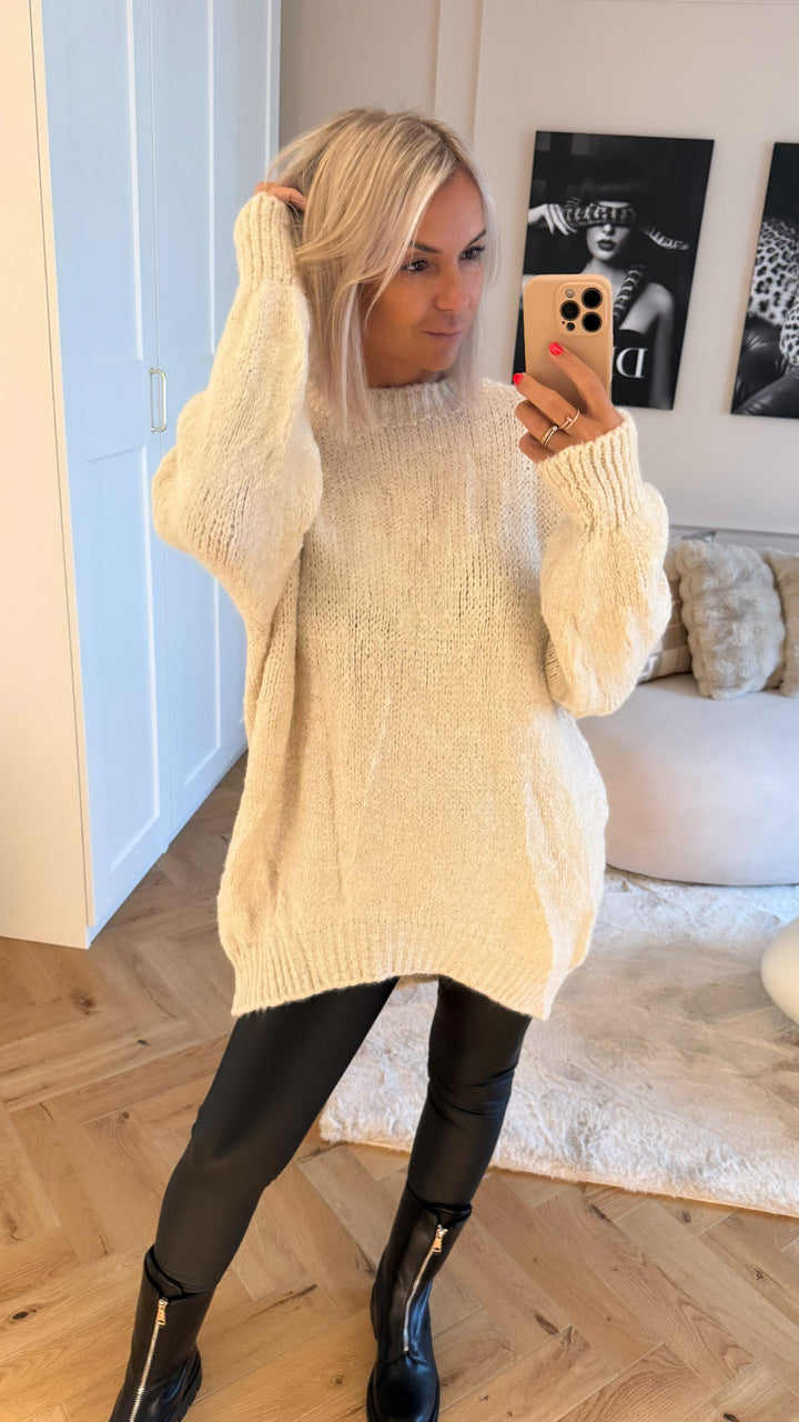 kuscheliger Long Pullover / Strickkleid mit Stehkragen / wollweiß Art. 12271