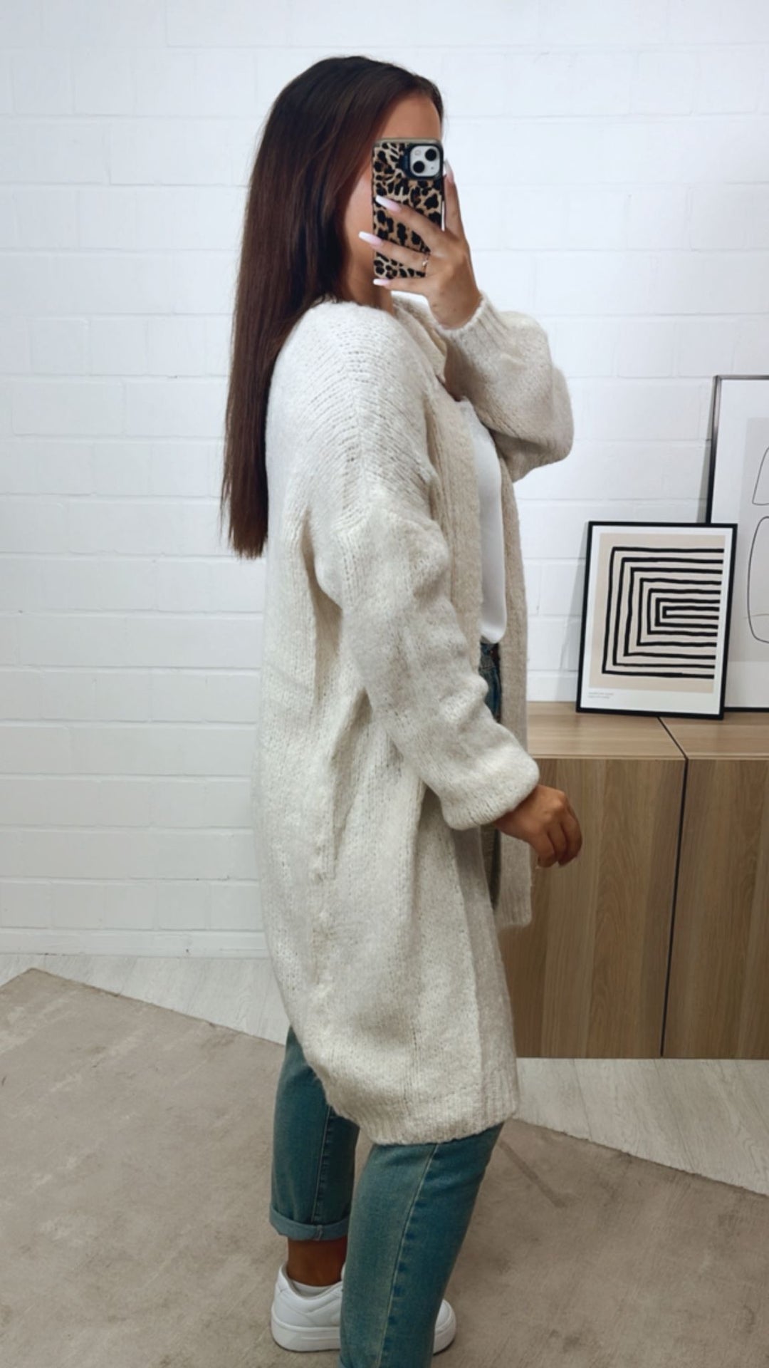 Kuscheliger Cardigan / wollweiß Art.11270