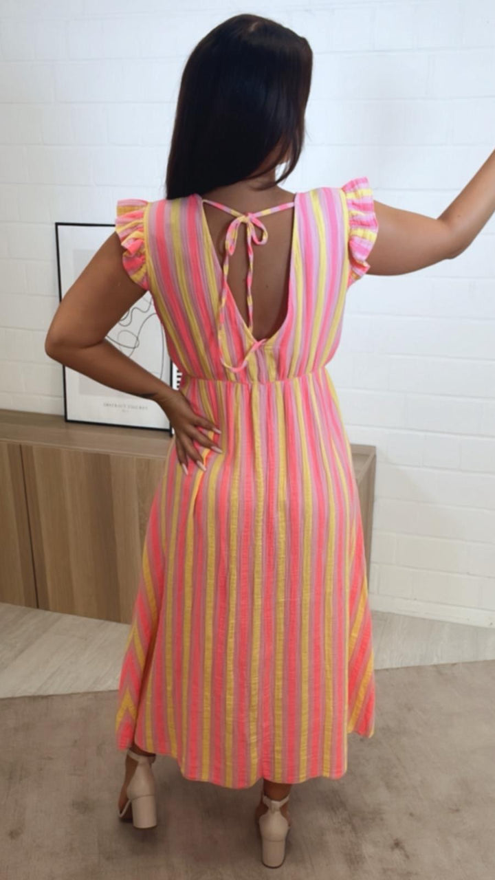 (Midi-) Musselin Kleid mit Volant Schultern, Streifen / soft pink - pink - gelb Art. 10277