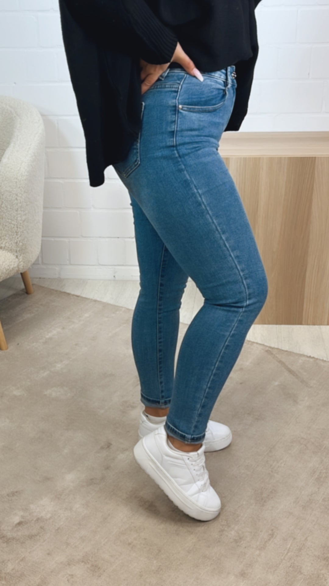 high waist Jeans Modell " 77066 " mit push - up Effekt / mittel blau Art. 12461