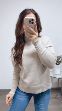 Feiner Strickpullover mit gerippten Akzenten / beige Art.13879