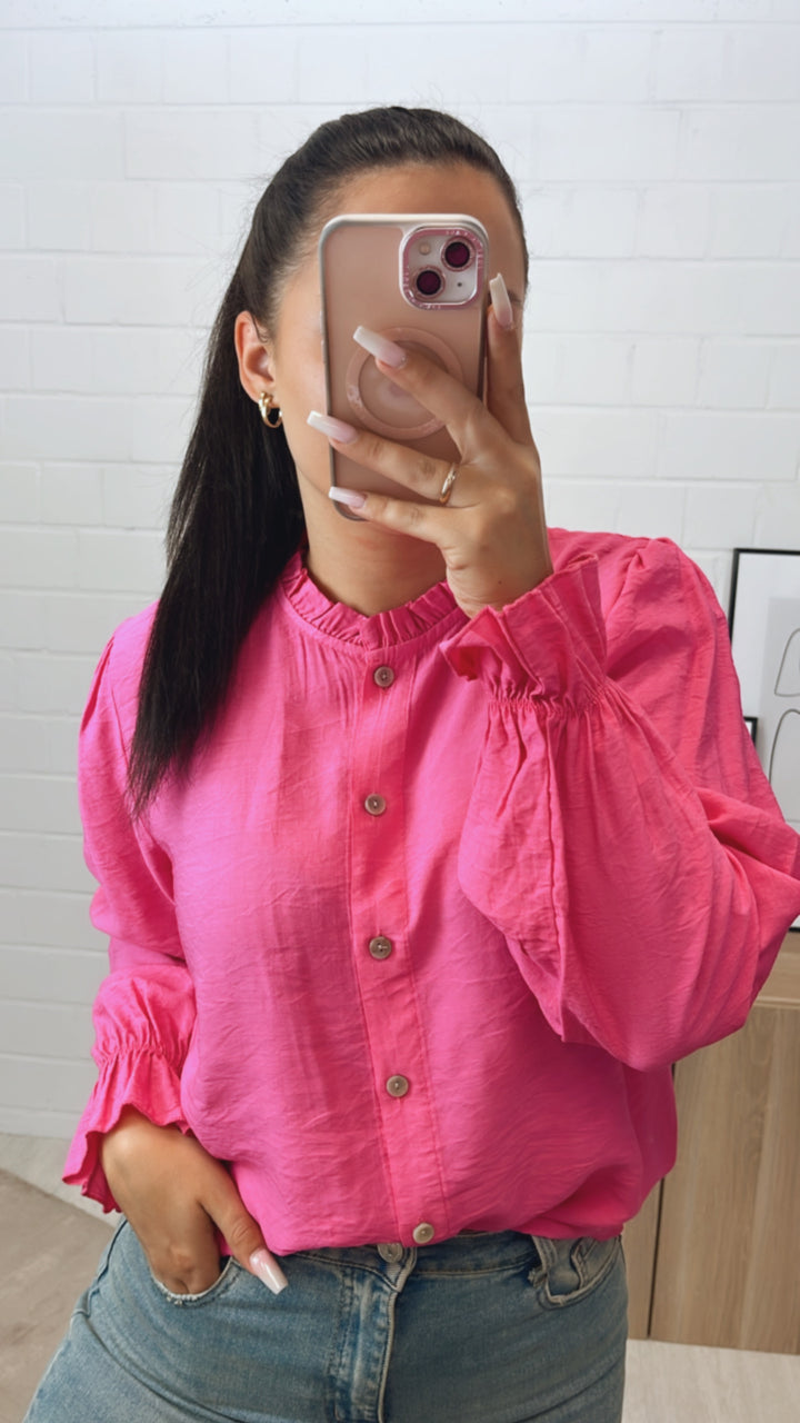 schmale Bluse mit Volant Ausschnitt / pink Art. 10788