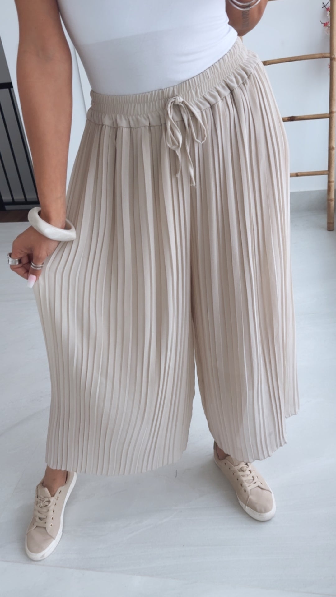 Plissee Hose / beige Art. 0525
