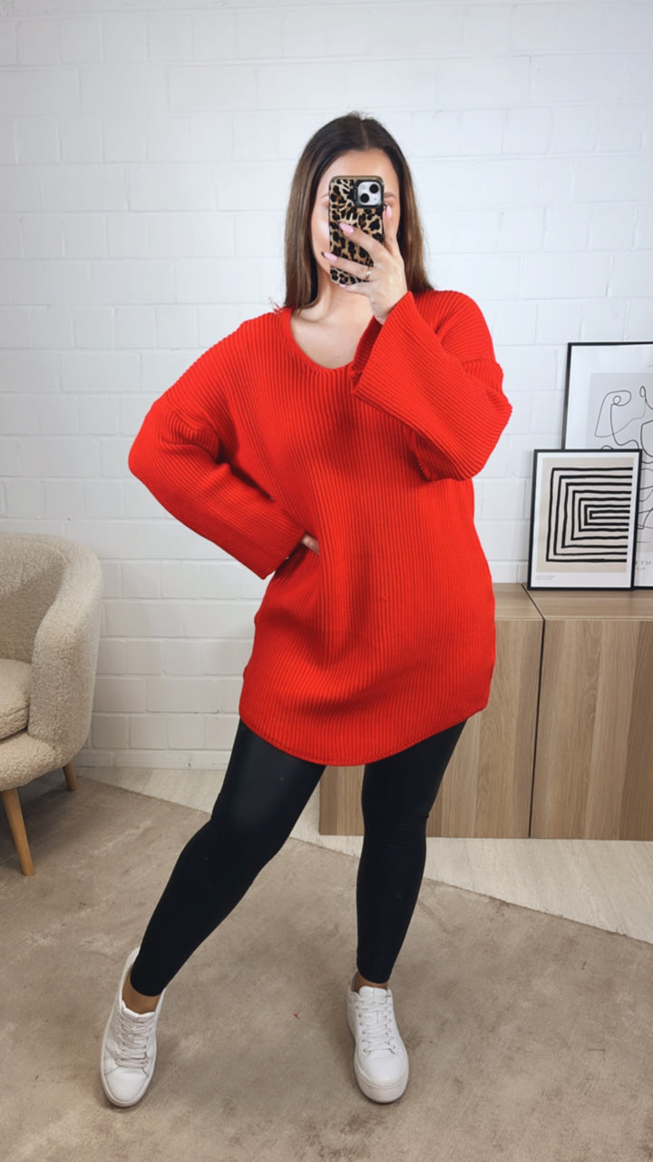 gradliniges Strick Kleid mit weitem Arm, V-Ausschnitt / intensives rot Art. 12770