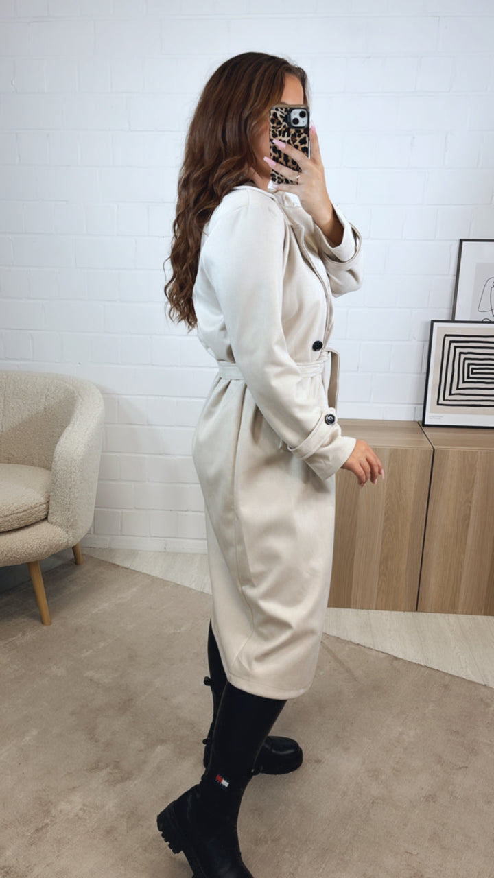 VELOURS Trenchcoat Mantel mit KNÖPFEN / creme Art. 12607