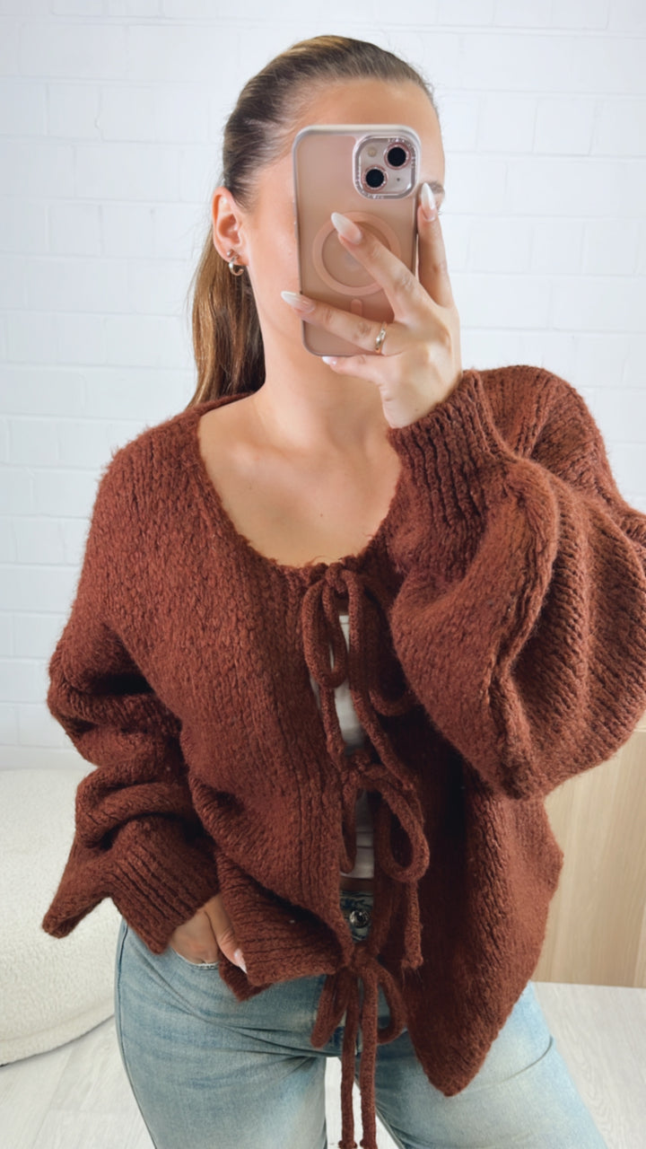 Strick Cardigan zum schnüren / dunkel braun Art. 9430