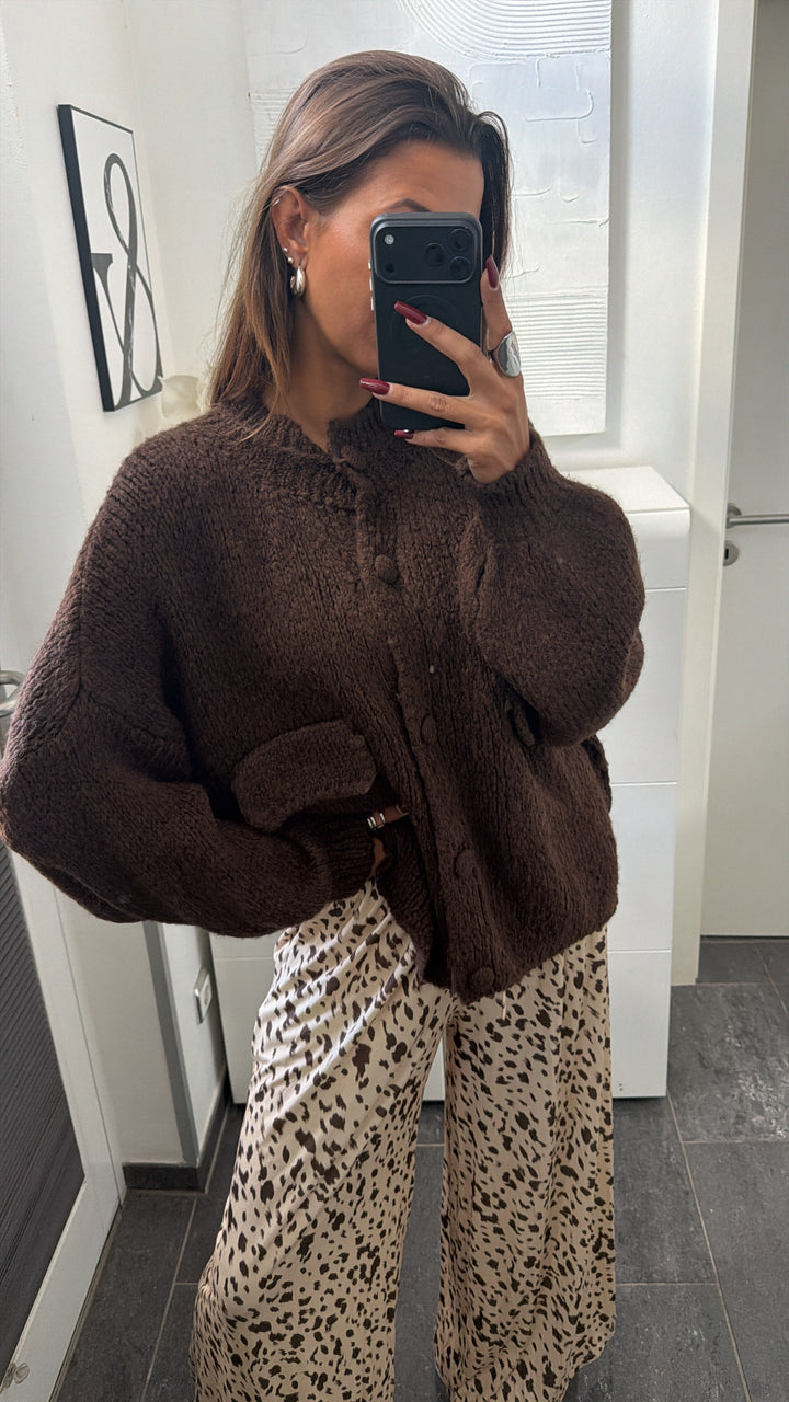 Oversize Strick Cardigan mit Taschen, Strick Knöpfe / Schoko braun Art. 16455