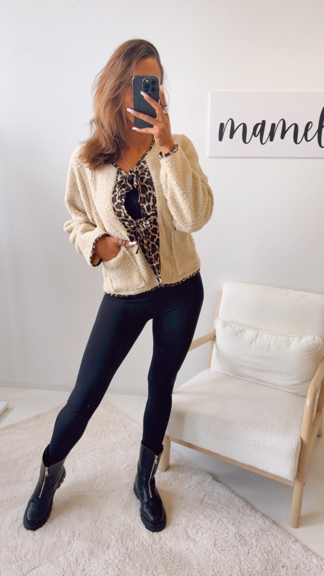 TEDDY Jacke zum schnüren, Leo Akzente / beige Art. 12579