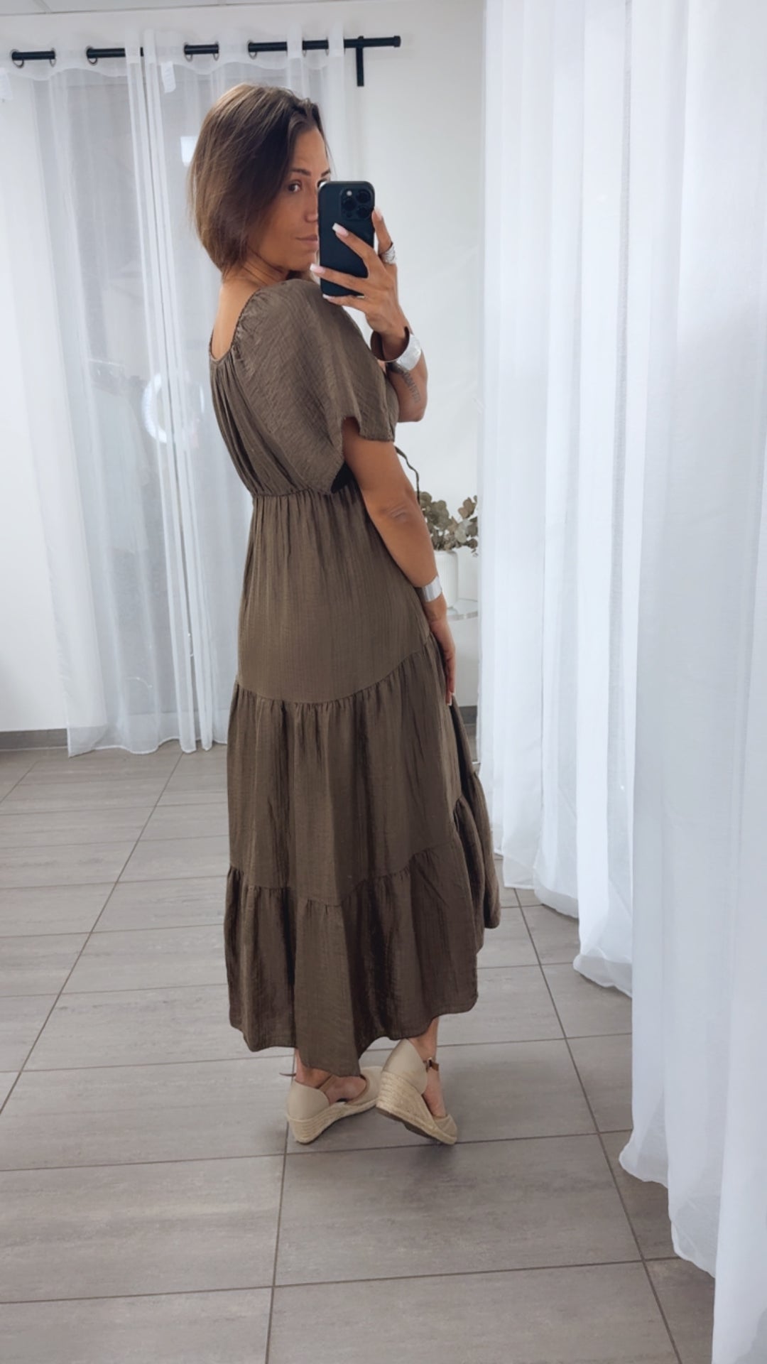 Maxi Lyocell Kleid mit verstellbarem Brustbereich / braun Art. 14906