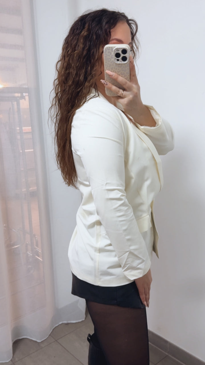 zeitloser Blazer / Eierschale Art. 14109