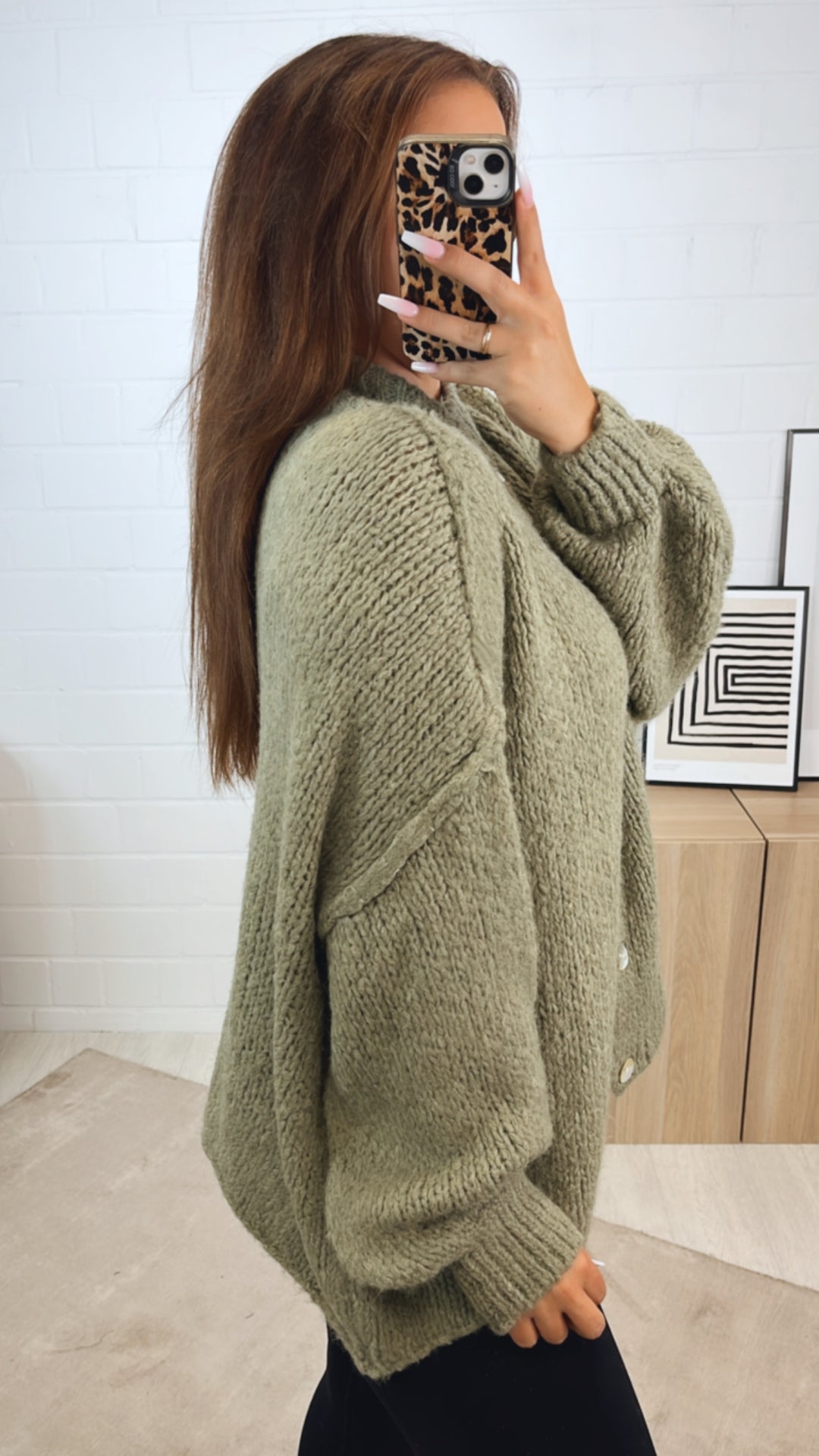 PERLMUTT KNÖPFE Kuschel Cardigan / khaki Art. 12359