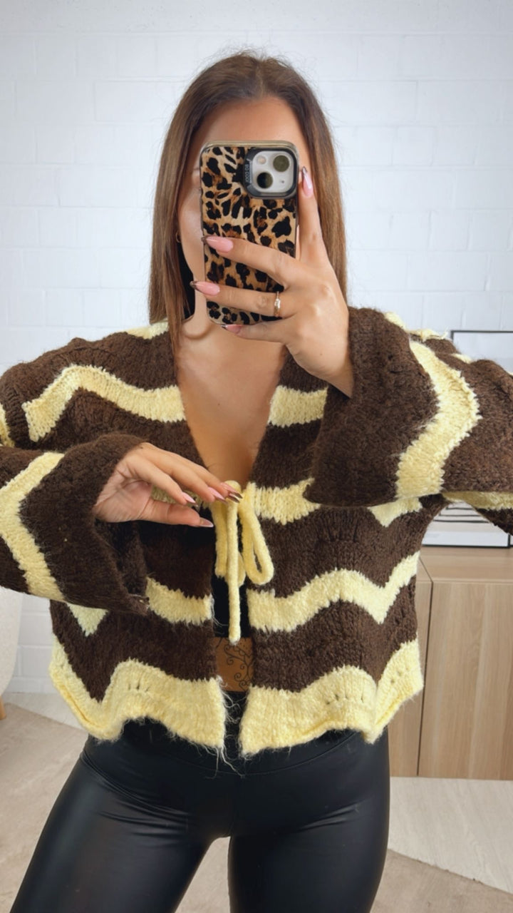 außergewöhnlicher, kurzer Cardigan zum binden, Wellen / dunkel braun - soft gelb Art. 12851