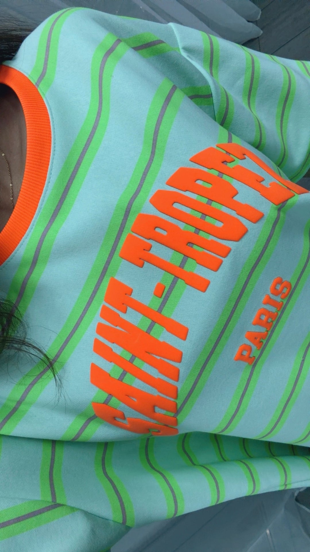 Oversize Shirt mit Neonakzenten, Streifen / mint - neon grün - neon orange - flieder Art. 15918