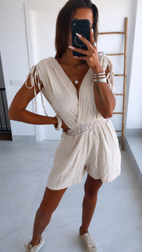 Musselin Jumpsuit mit elastischem Taillenbereich / beige Art. 15196