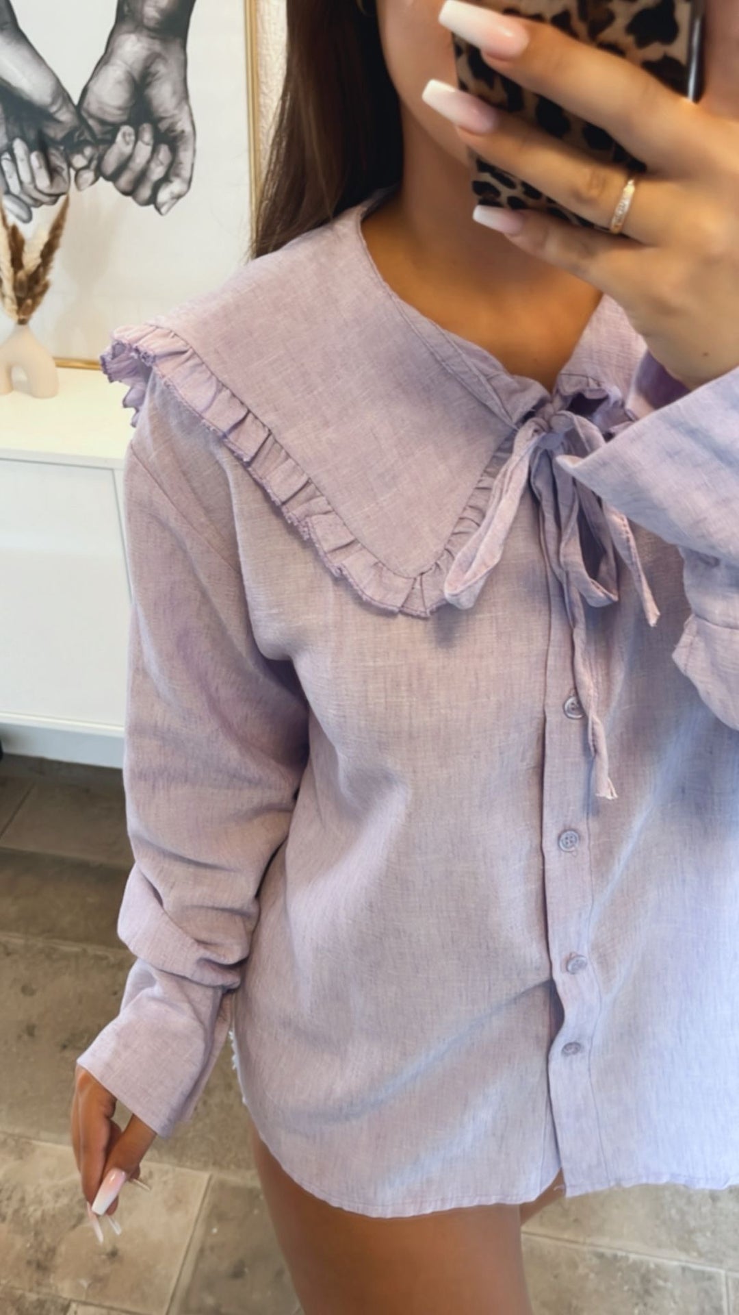 Bluse mit Volant besetztem Kragen / lila - flieder Art. 10142
