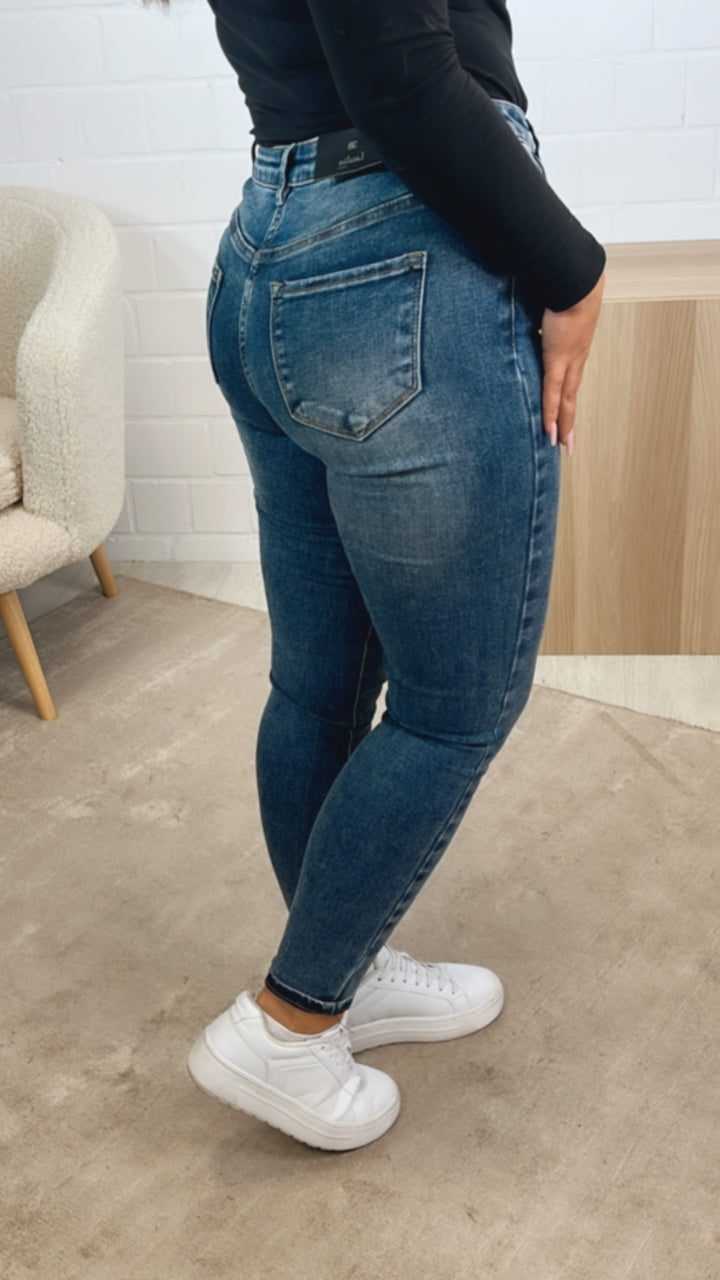 schlichte high - waist Jeans Hose " T5377-14 " / mittel blau Art. 12636