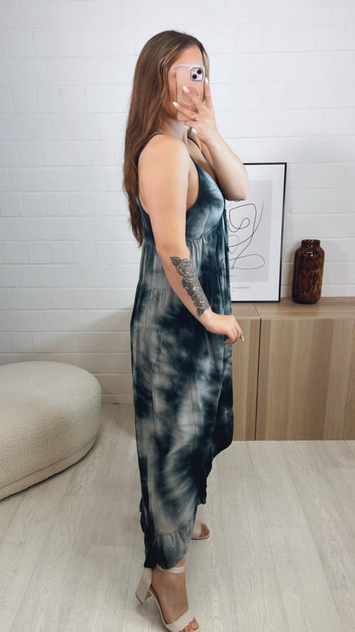 BATIK Vokuhila Kleid / schwarz Art. 9903