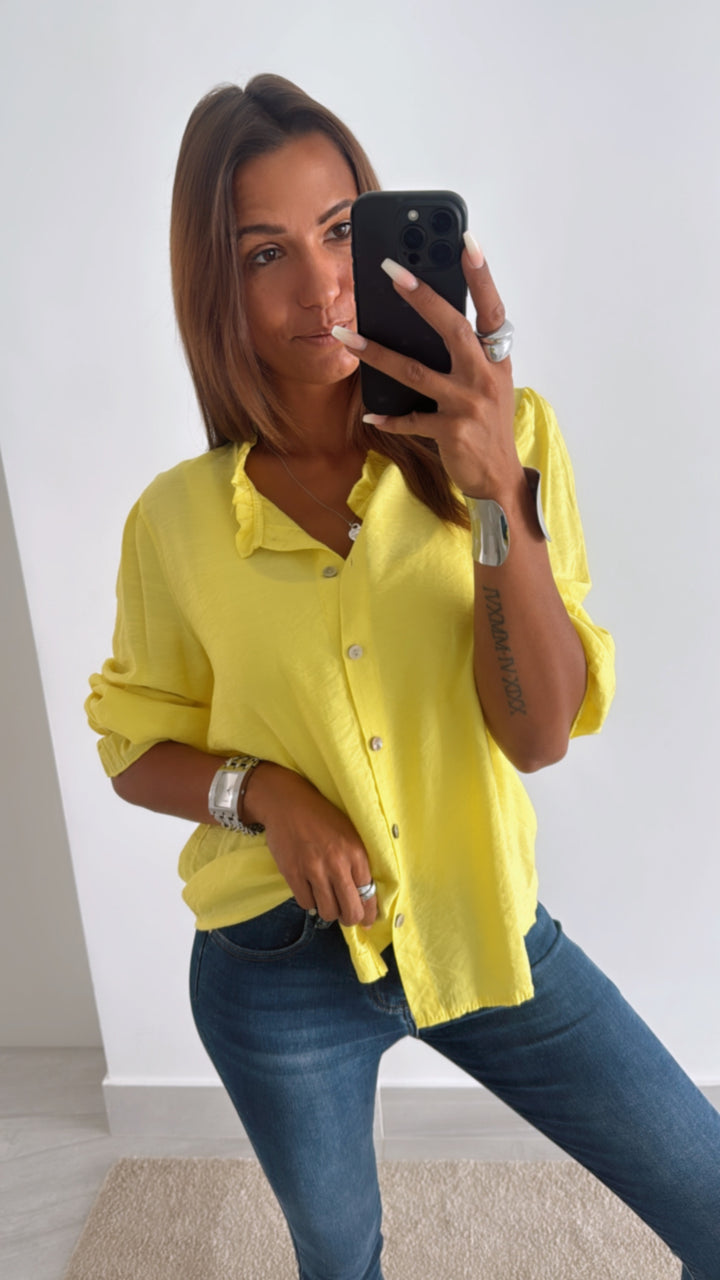 schmale Bluse mit Volant Ausschnitt / knalliges gelb Art. 10783