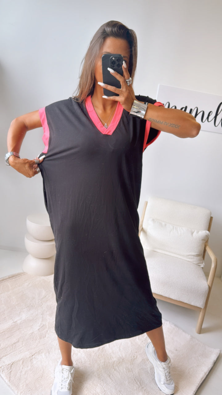 (Maxi-) T-shirt Kleid, abgesetzte Ärmel / schwarz - pink Art. 10825