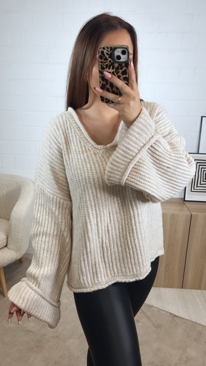 Pullover mit umgeschlagenen Ärmeln / creme Art. 12831
