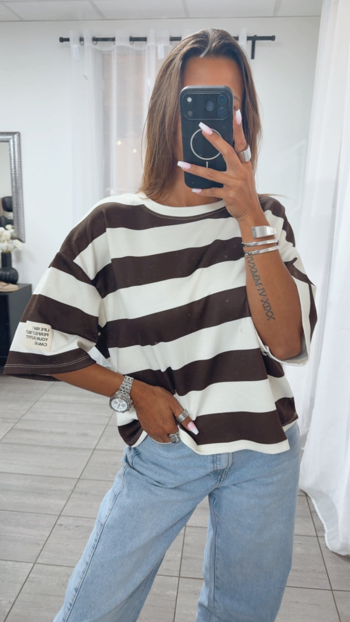 STREIFEN Butterstoff oversize T-shirt mit Patch / creme - dunkel braun Art. 15333