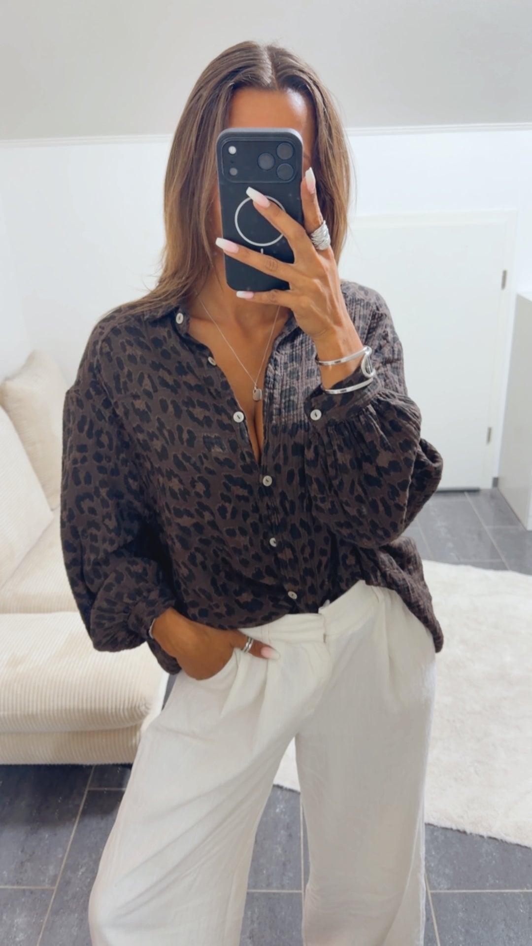 KURZE Oversize Musselin Bluse / Leo braun - schwarz Art. 15661