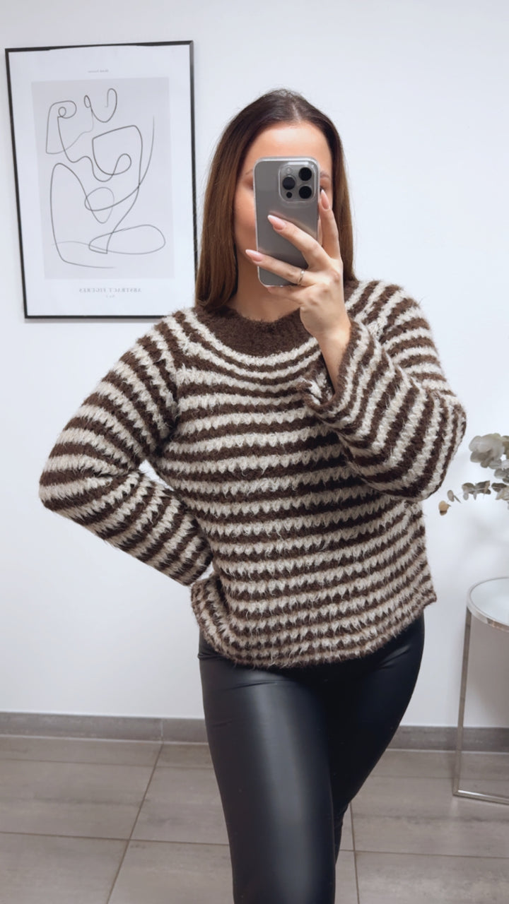 ausgefallener Strick Pullover mit Streifen / schoko braun - beige Art. 13298