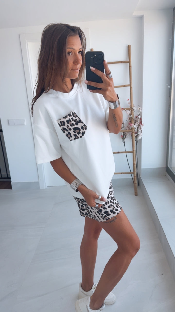 Butterstoff T-Shirt mit Leo-Brustasche / creme - weiß Art.14842