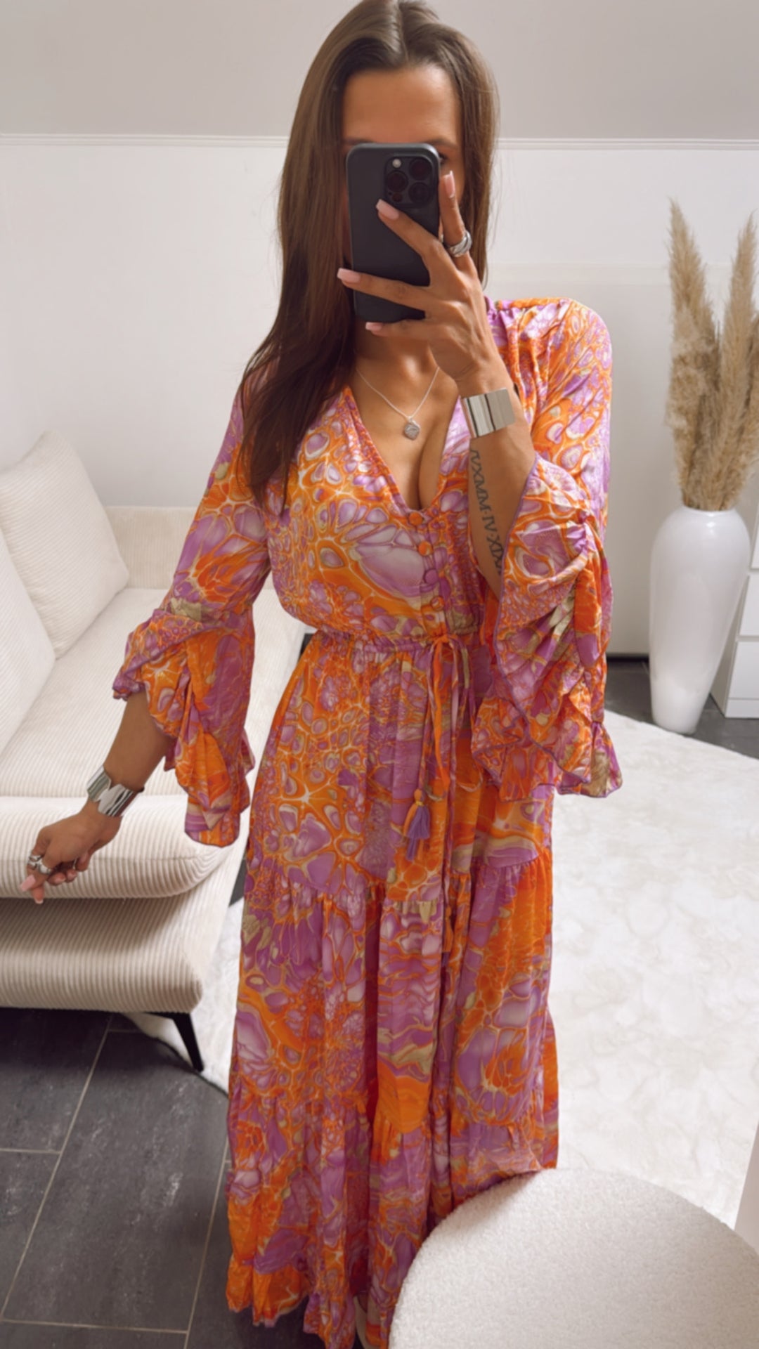 (Maxi-) Kleid mit extravagantem Muster / lila - orange - camel - gold Art. 9374