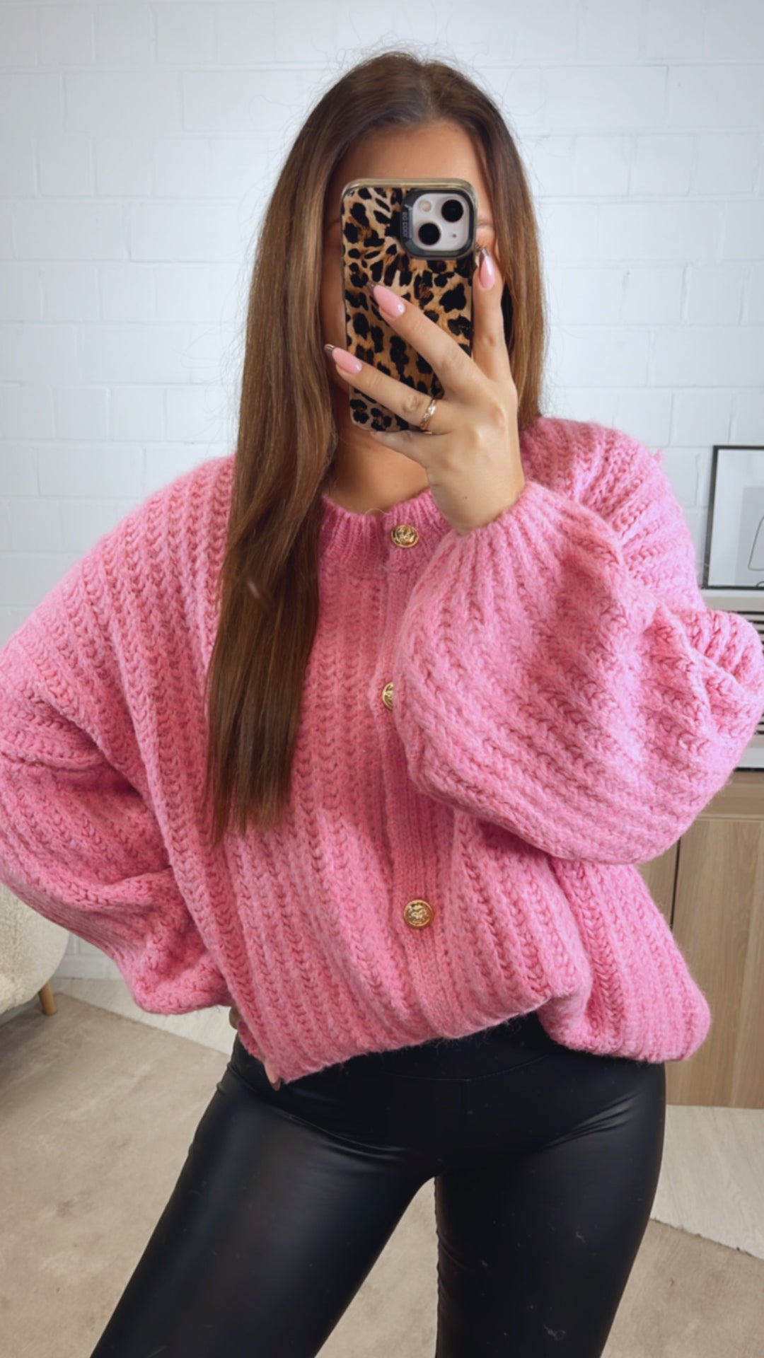 ultra weicher Cardigan mit goldenen Knöpfen / pink Art. 12644