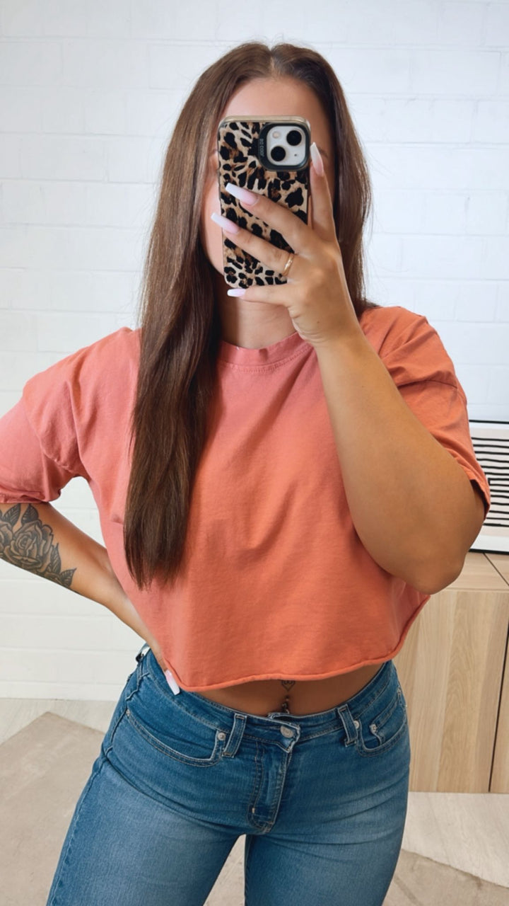 lockeres, schlichtes Crop T-shirt / beere Art. 11184