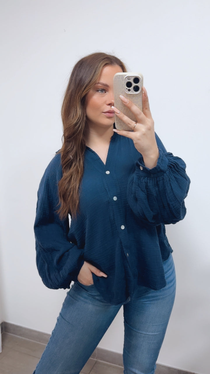KURZE Oversize Musselin Bluse BALLONÄRMEL / Ultra dunkel blau Art. 14721
