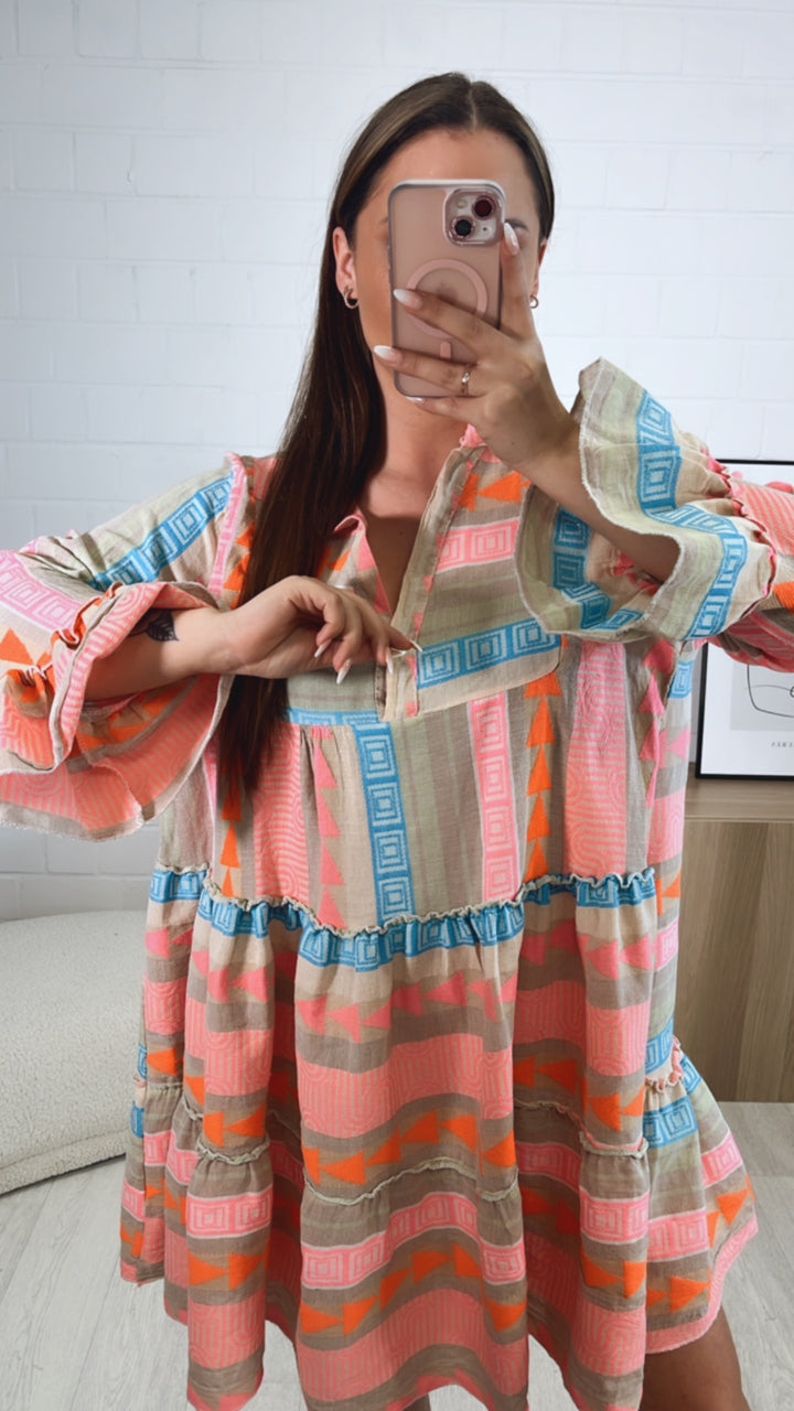 Tunika / Kleid in sommerlichem Muster und Farben / beige - pink - orange - grün - blau Art. 9528