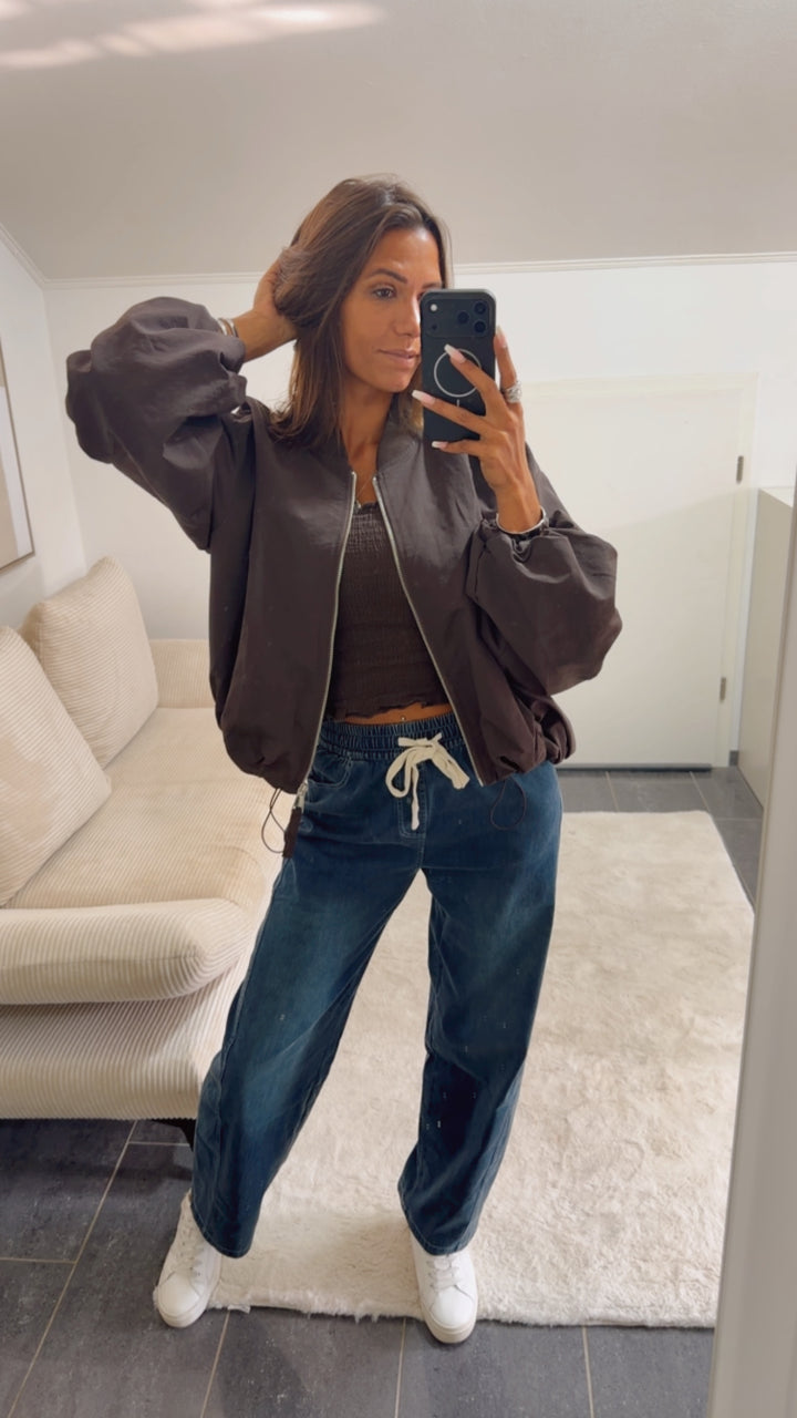 Oversize Jacke mit Ballon Saum / braun Art. 16028