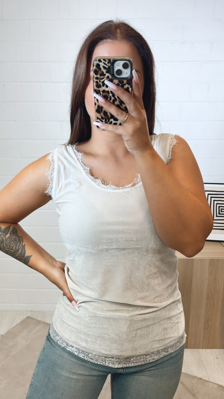 Top in Samt Optik / creme beige Art. 11229