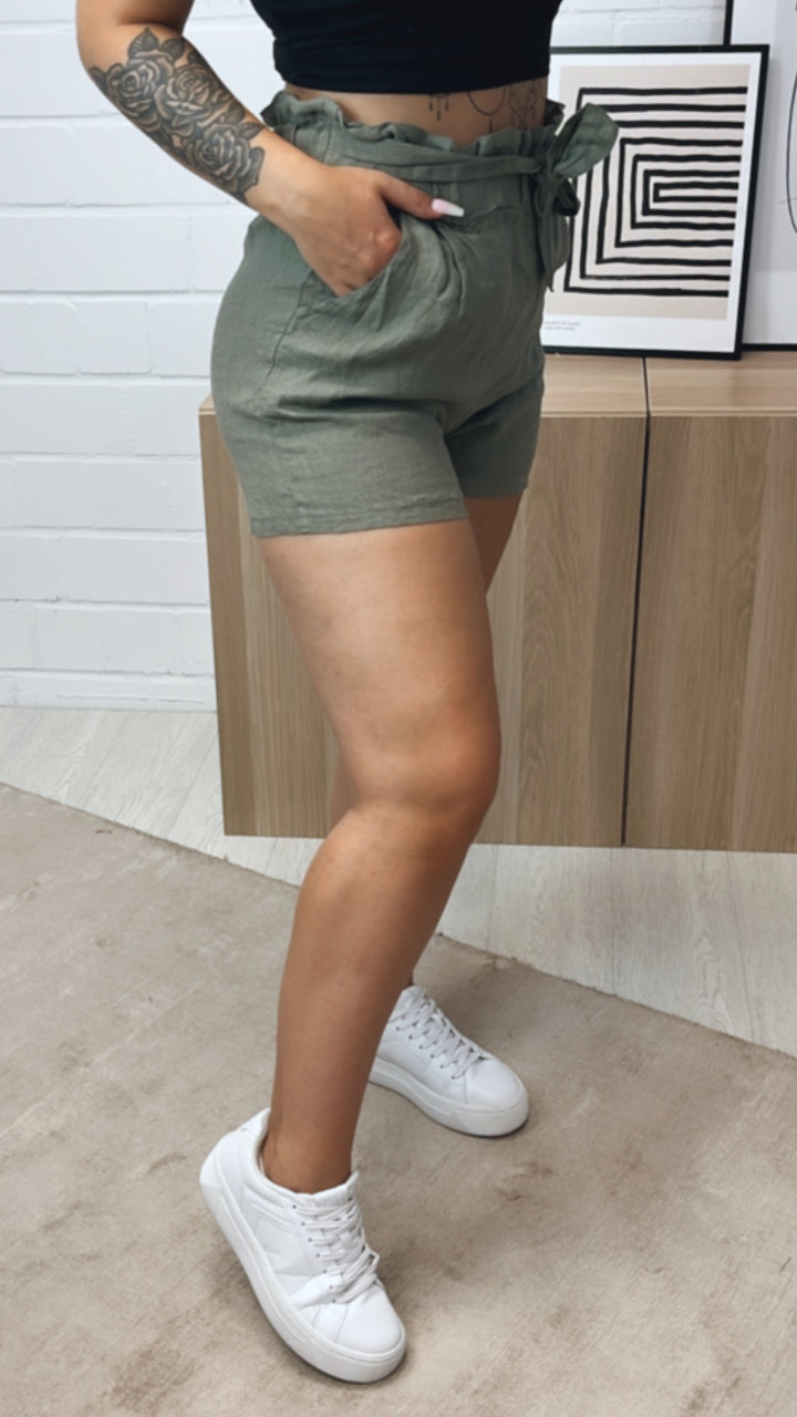 kurze Leinen Shorts / khaki Art. 10709