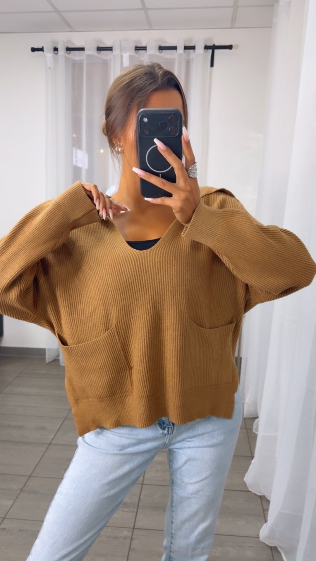 Strick Pullover mit tiefem Ausschnitt und Kragen / caramel Art.16376
