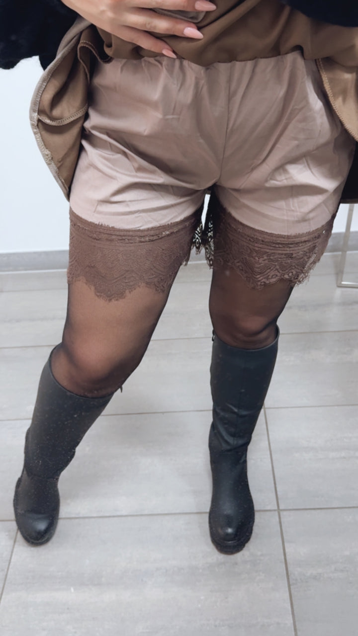 VELOURS ausgestellter Rock mit Spitzenhose / taupe Art. 13153